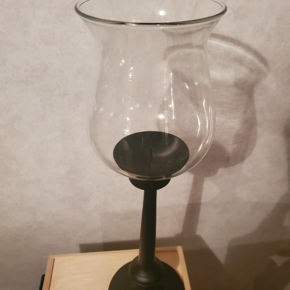 Illuminate Candle holder - Picture 3 of 3